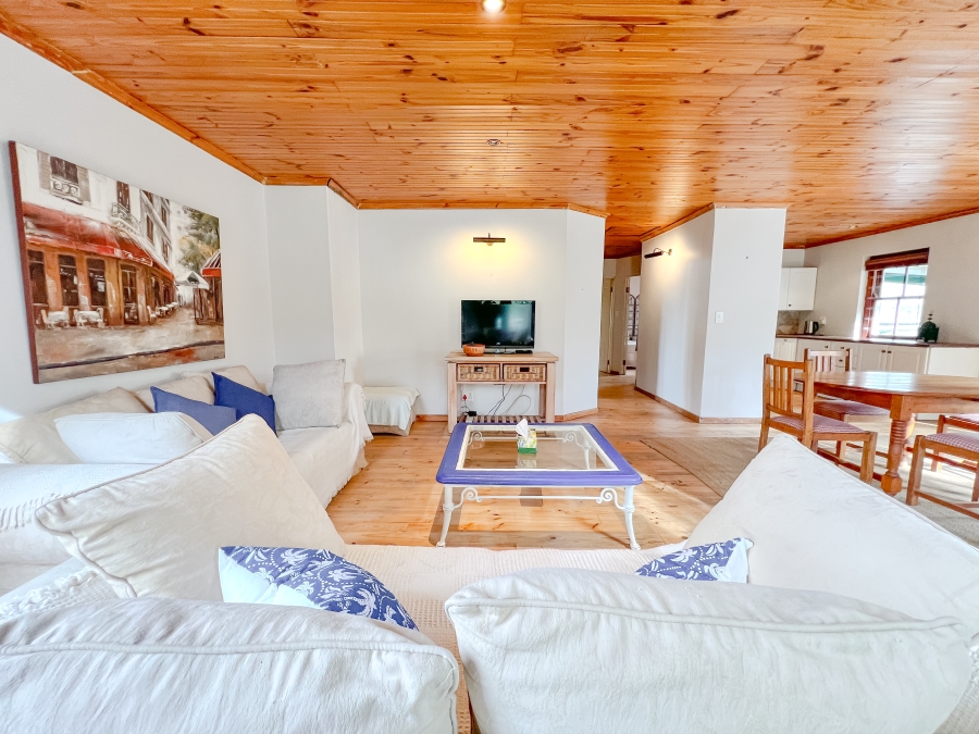 To Let 2 Bedroom Property for Rent in River Club Western Cape
